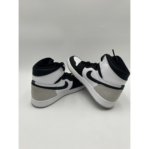 PRE-OWNED Nike Air Jordan 1 Retro High OG Men's Basketball Shoes Black US Size 8 - Picture 8 of 13